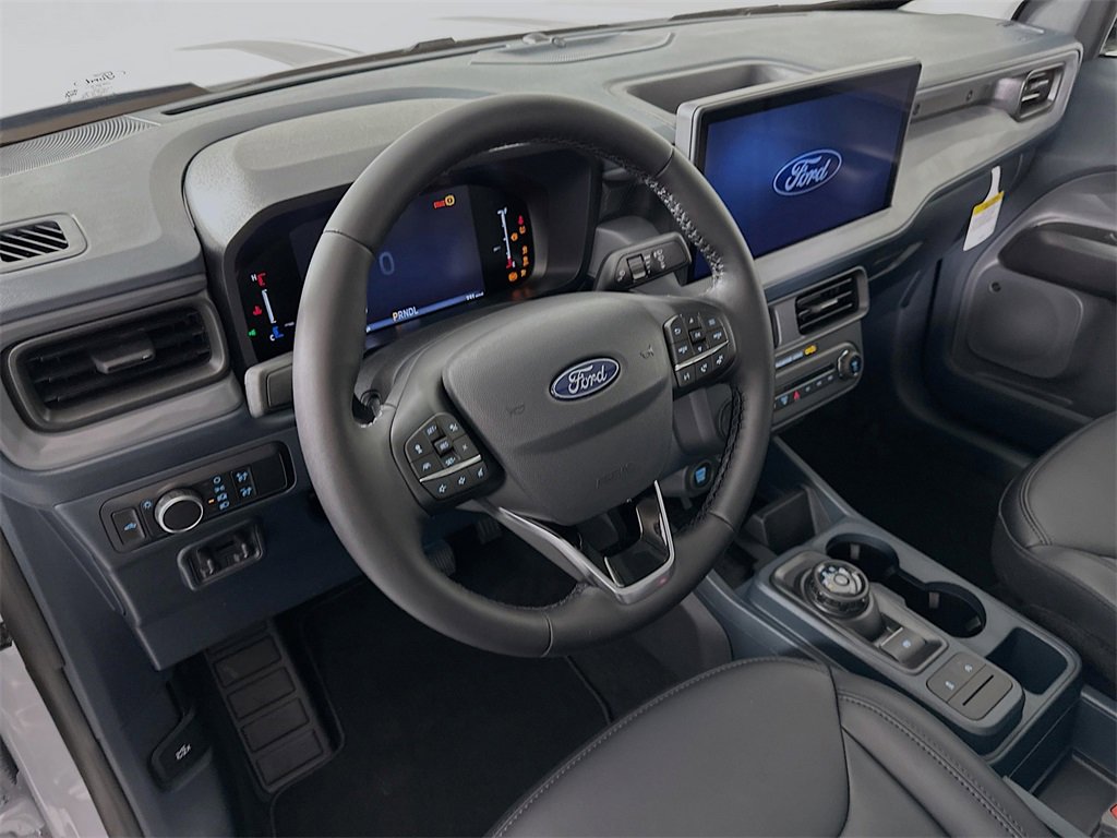 New 2025 Ford Maverick Lariat w/ Black Appearance Package image 9