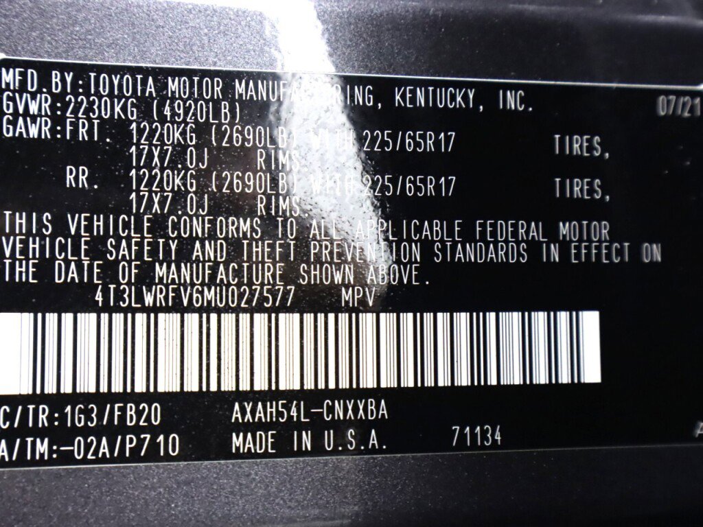 Used 2021 Toyota RAV4 LE AWD/4WD image 40