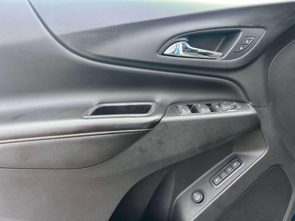 Used 2019 Chevrolet Equinox Premier AWD/4WD image 17
