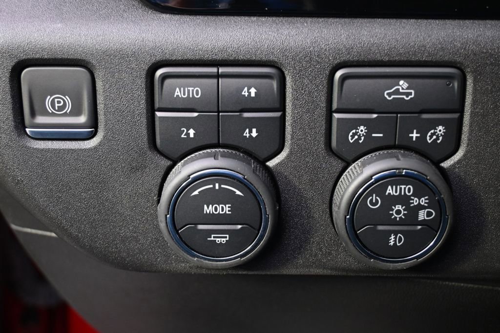 Used 2023 Chevrolet Silverado 1500 RST AWD/4WD image 24