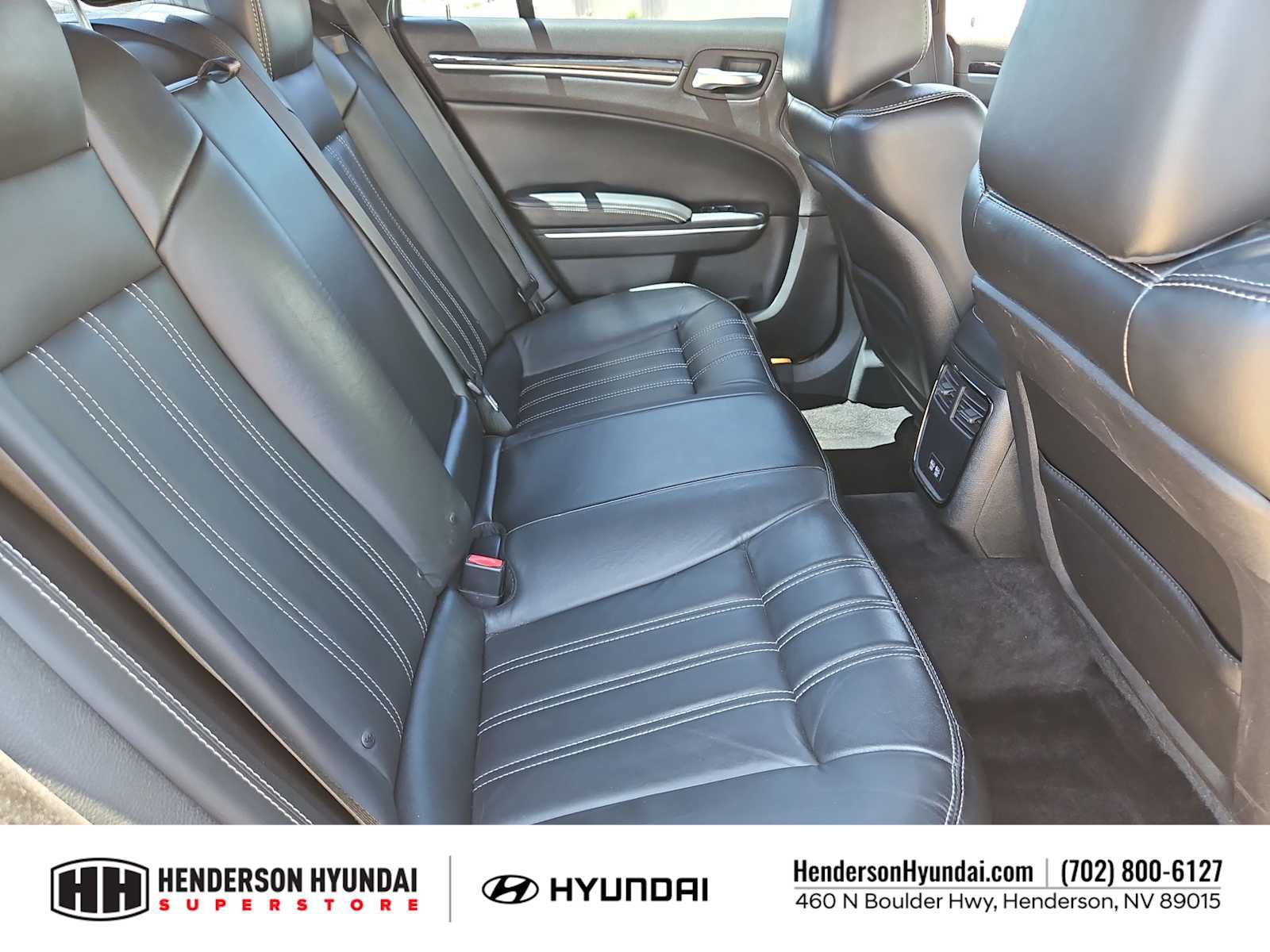 Used 2018 Chrysler 300 S w/ Beats Audio Group RWD image 20