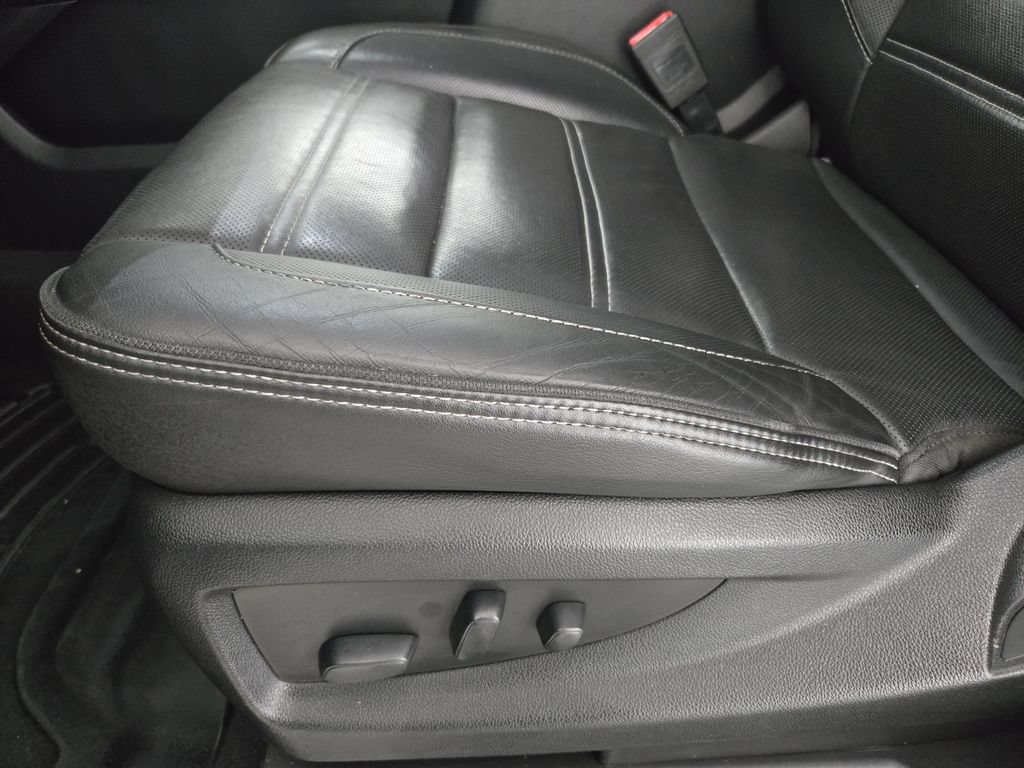 Used 2020 GMC Yukon Denali w/ Denali Ultimate Package AWD/4WD image 26