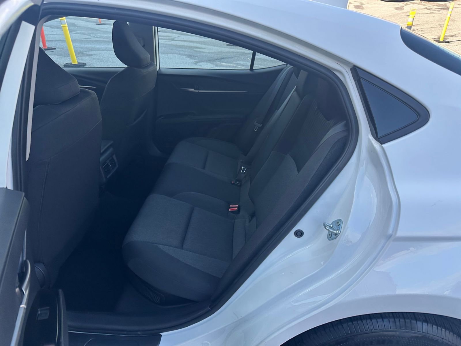 Used 2025 Toyota Camry LE image 24