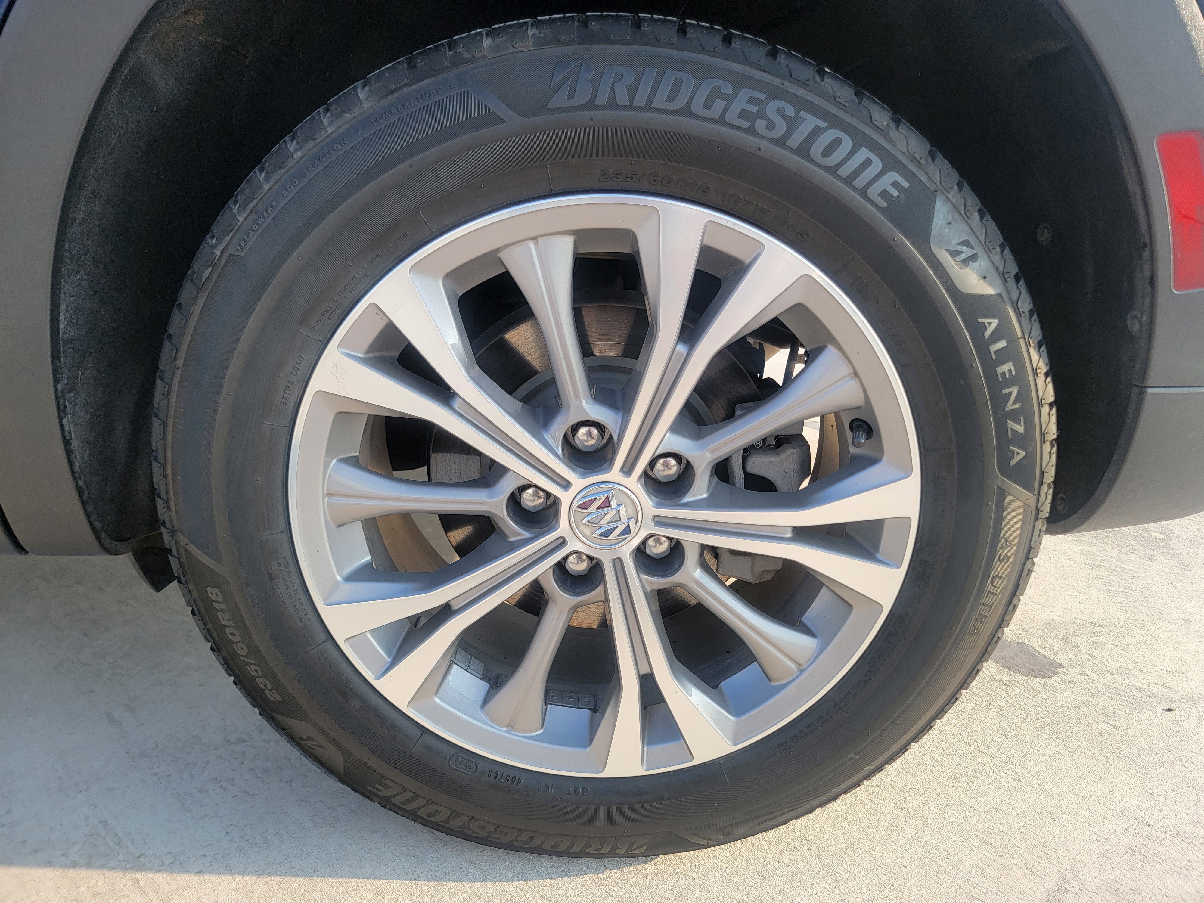 Used 2022 Buick Envision Preferred FWD image 30
