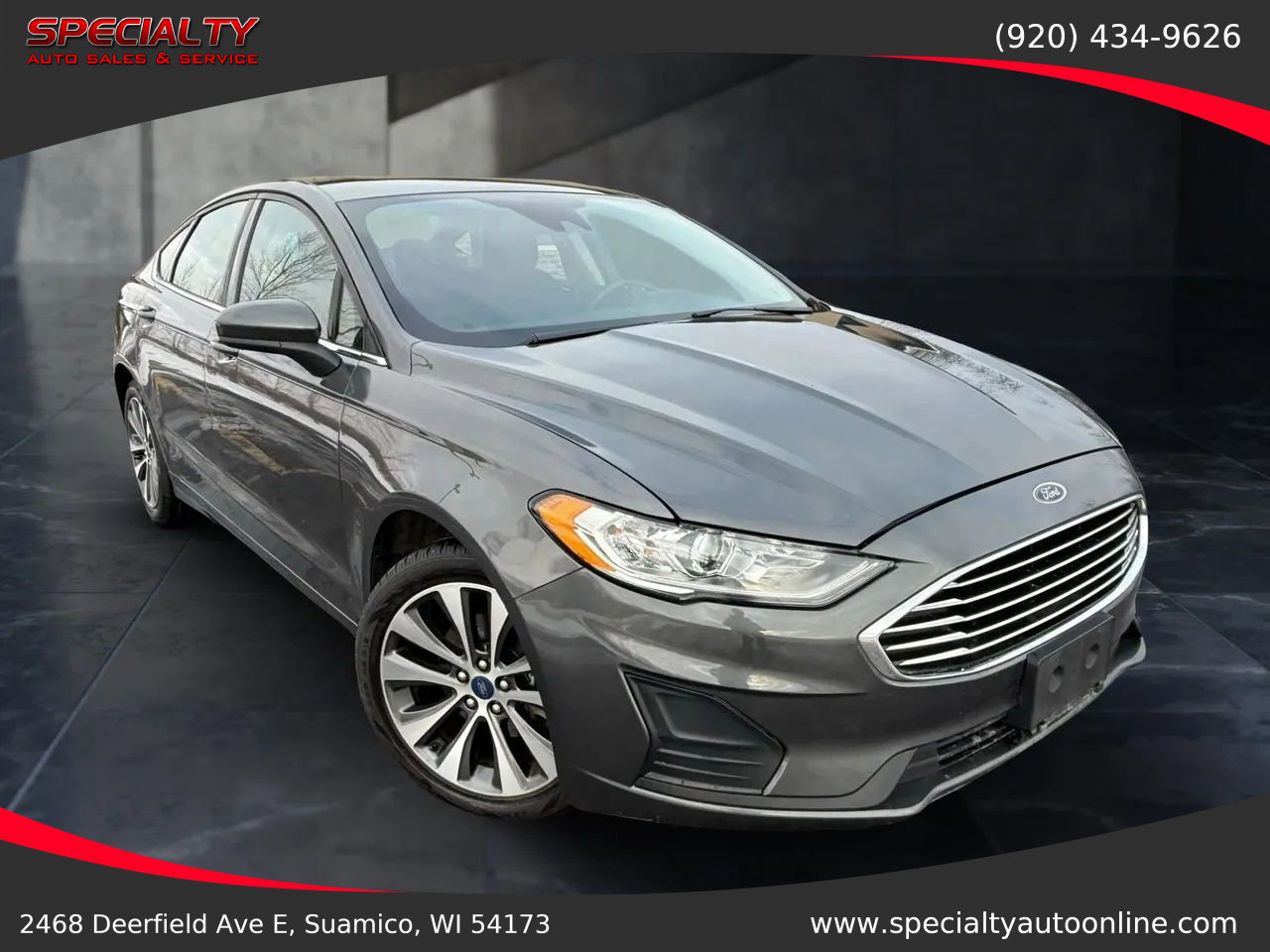 Used 2020 Ford Fusion SE image 2