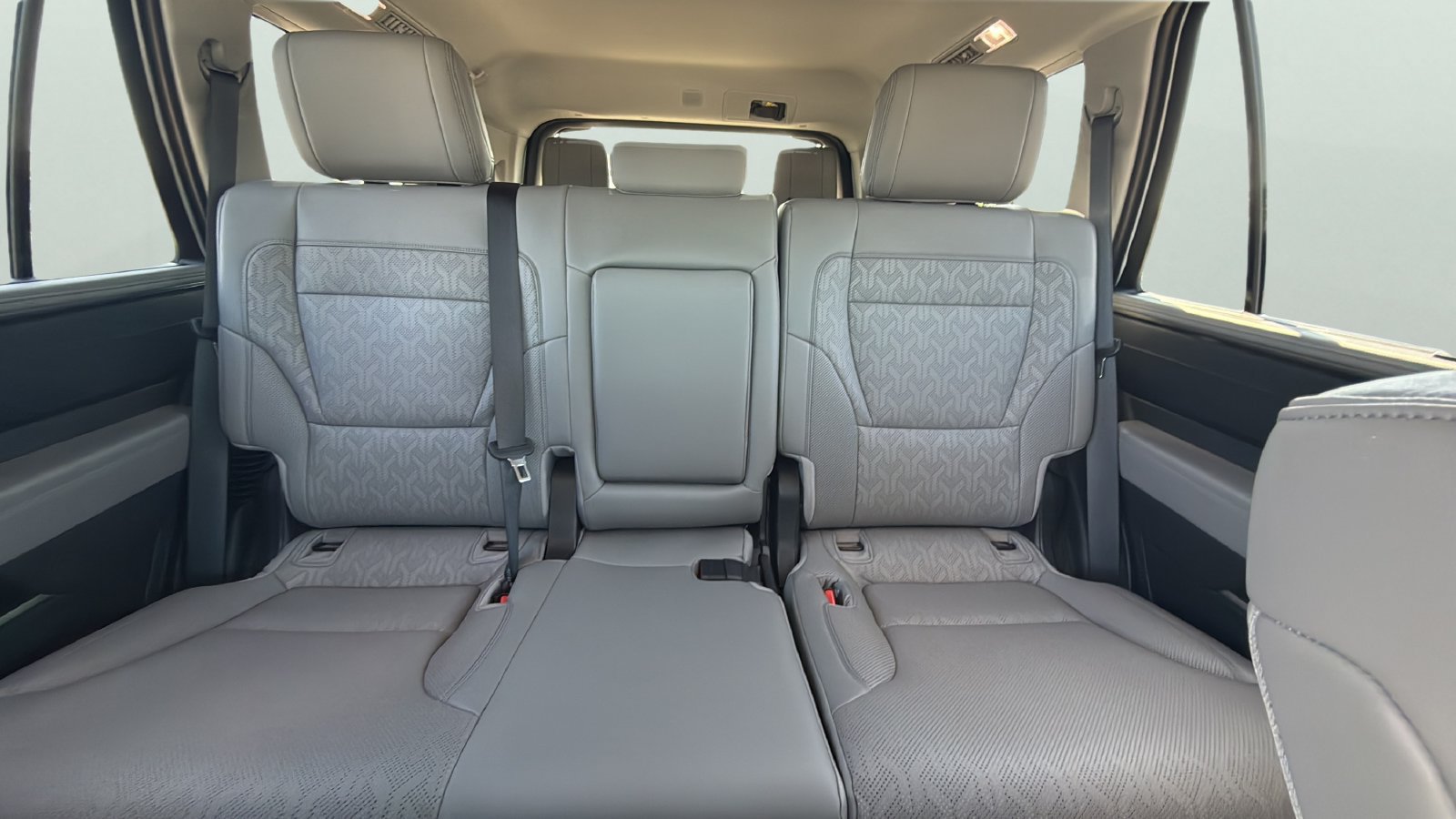 Used 2024 Toyota Sequoia Limited AWD/4WD image 25