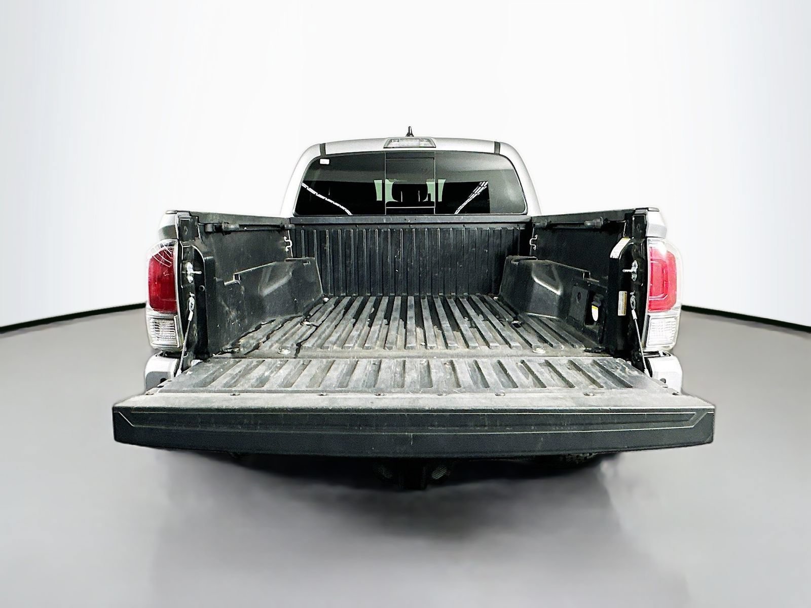 Certified 2023 Toyota Tacoma TRD Off-Road w/ Technology Package AWD/4WD image 24