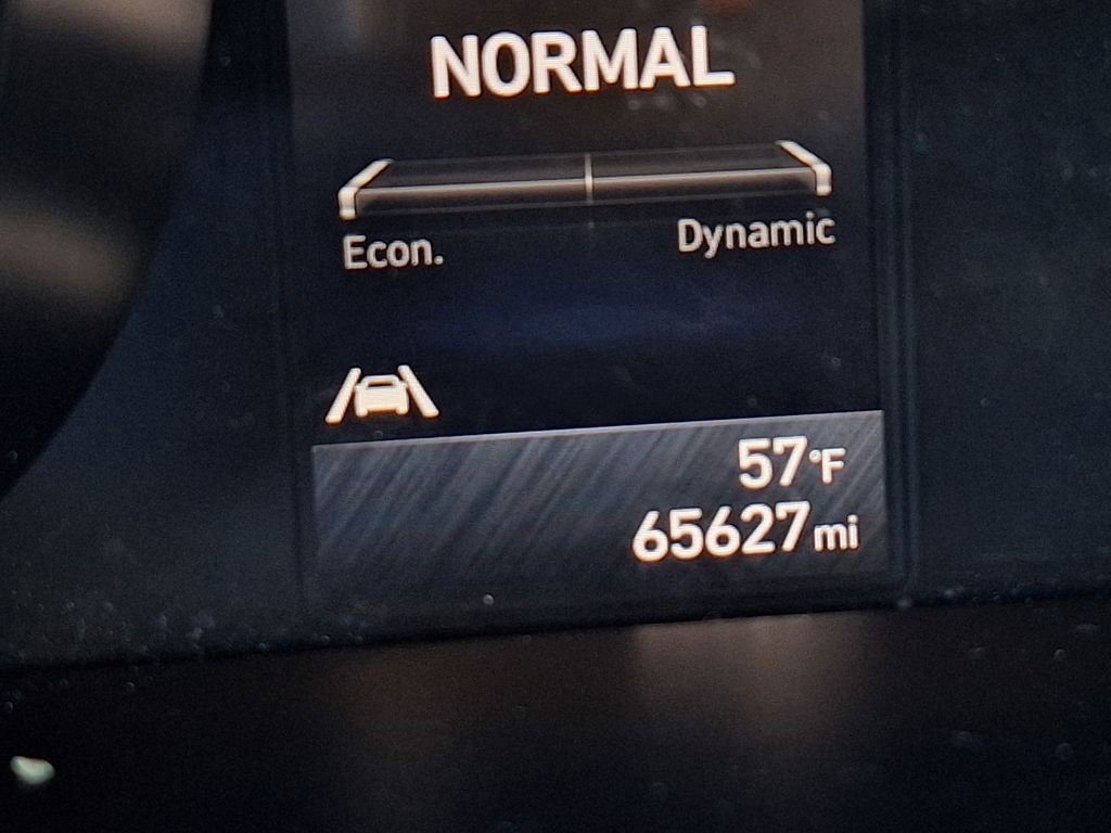 Certified 2022 Hyundai Elantra Blue image 18