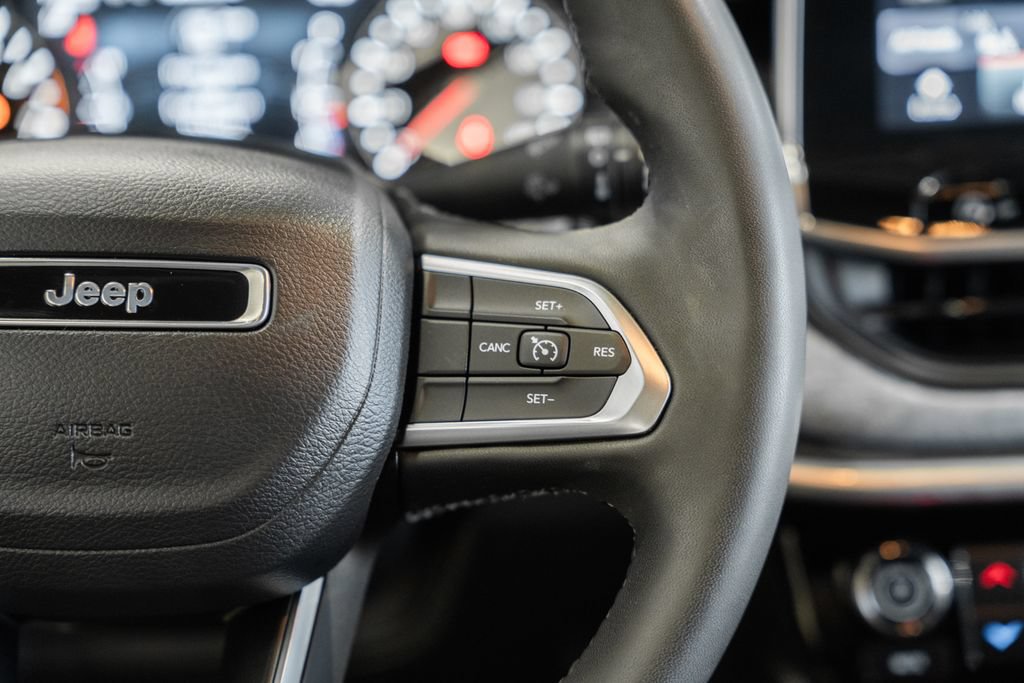 Certified 2023 Jeep Compass Latitude AWD/4WD image 28