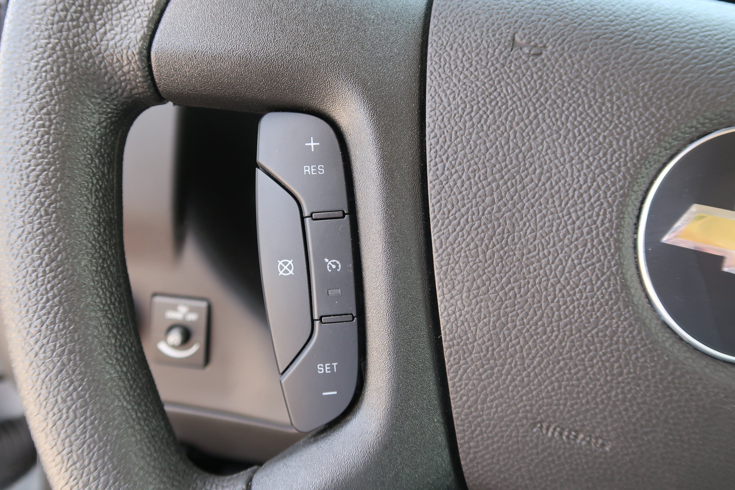 Used 2025 Chevrolet Express 3500 w/ Power Convenience Package RWD image 20