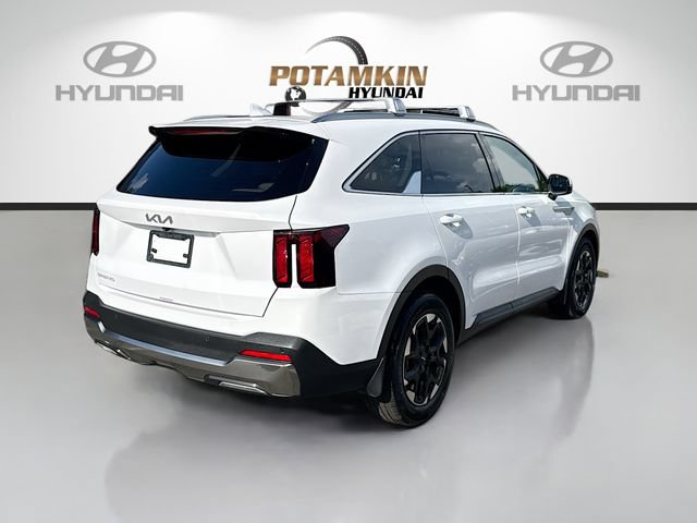 Used 2025 Kia Sorento S w/ Panoramic Sunroof Package FWD image 5