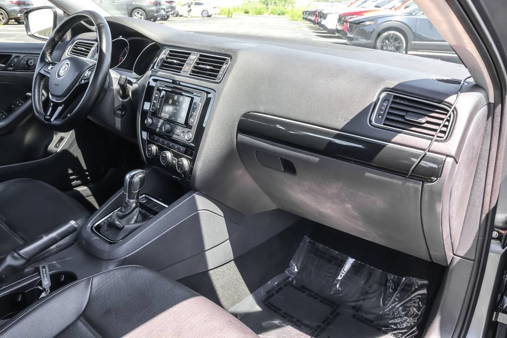 Used 2015 Volkswagen Jetta TDI SEL FWD image 35