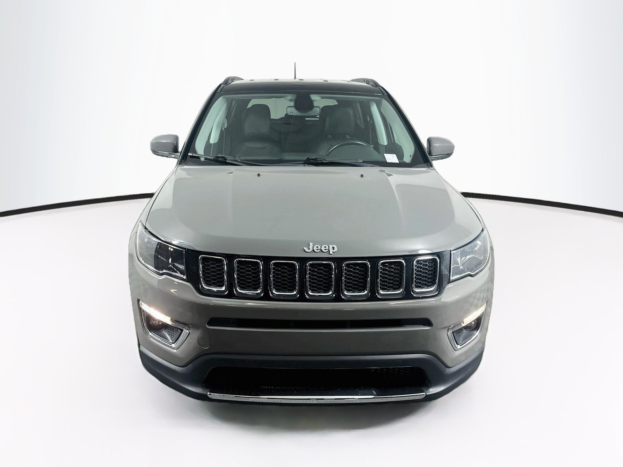 Used 2019 Jeep Compass Limited FWD image 2