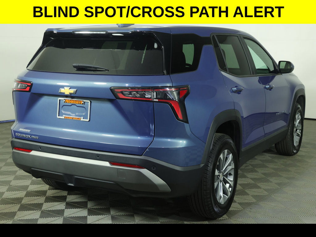 Used 2025 Chevrolet Equinox LT AWD/4WD image 9