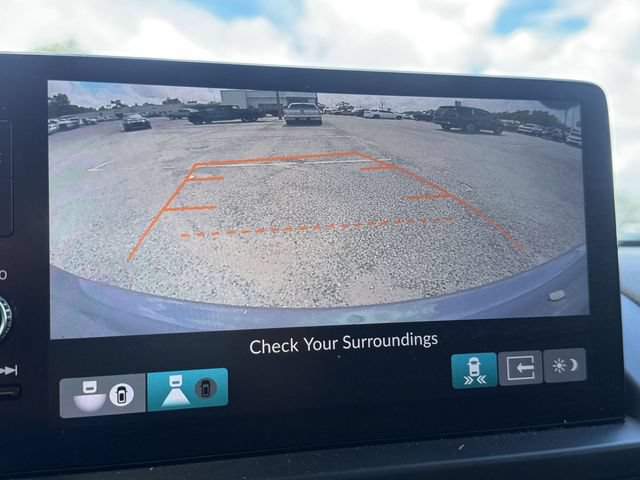 Used 2025 Honda Pilot Elite image 21