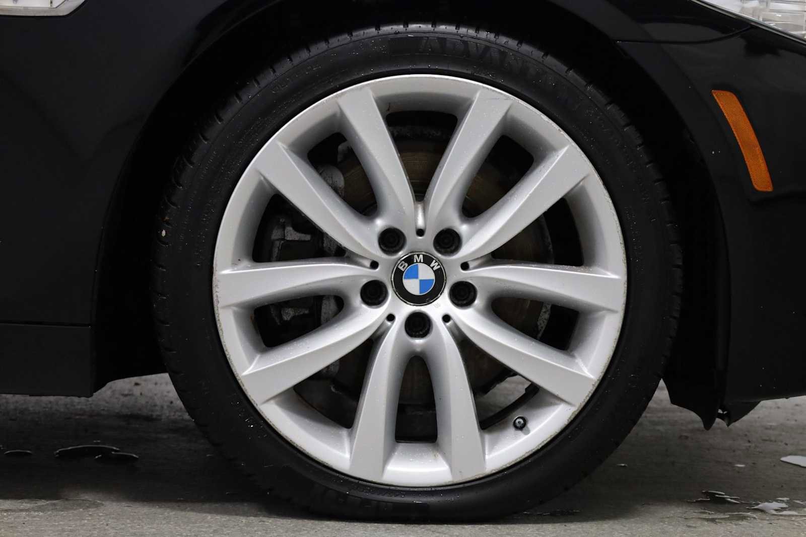 Used 2011 BMW 535i 535i image 12