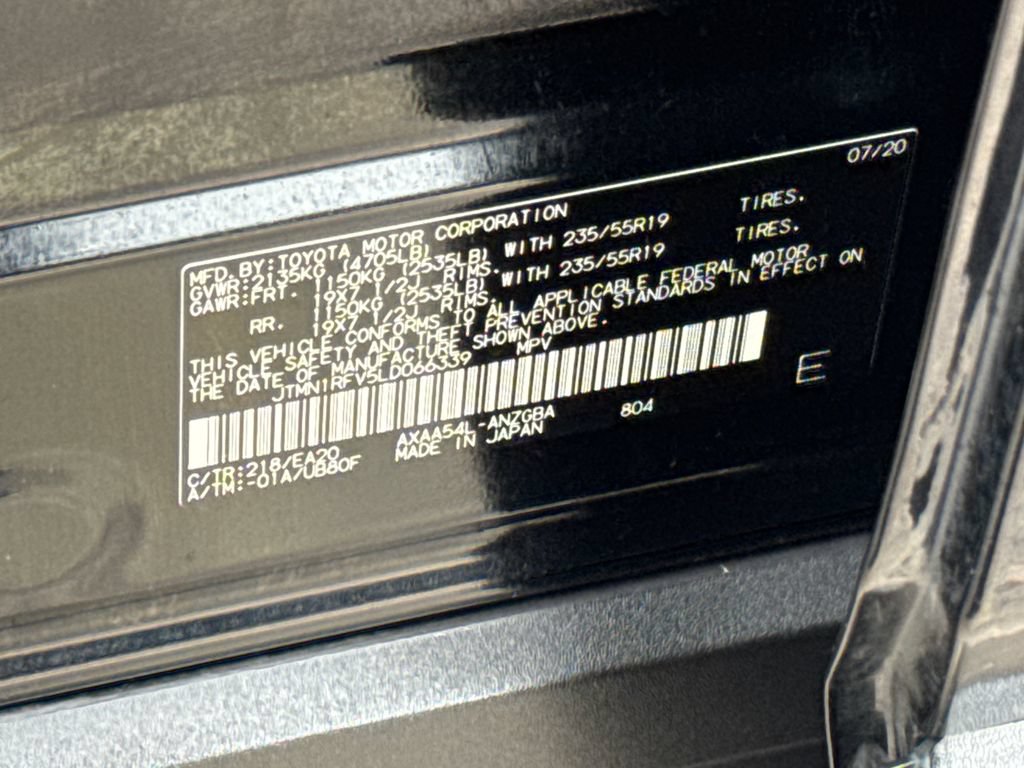 Used 2020 Toyota RAV4 Limited AWD/4WD image 46
