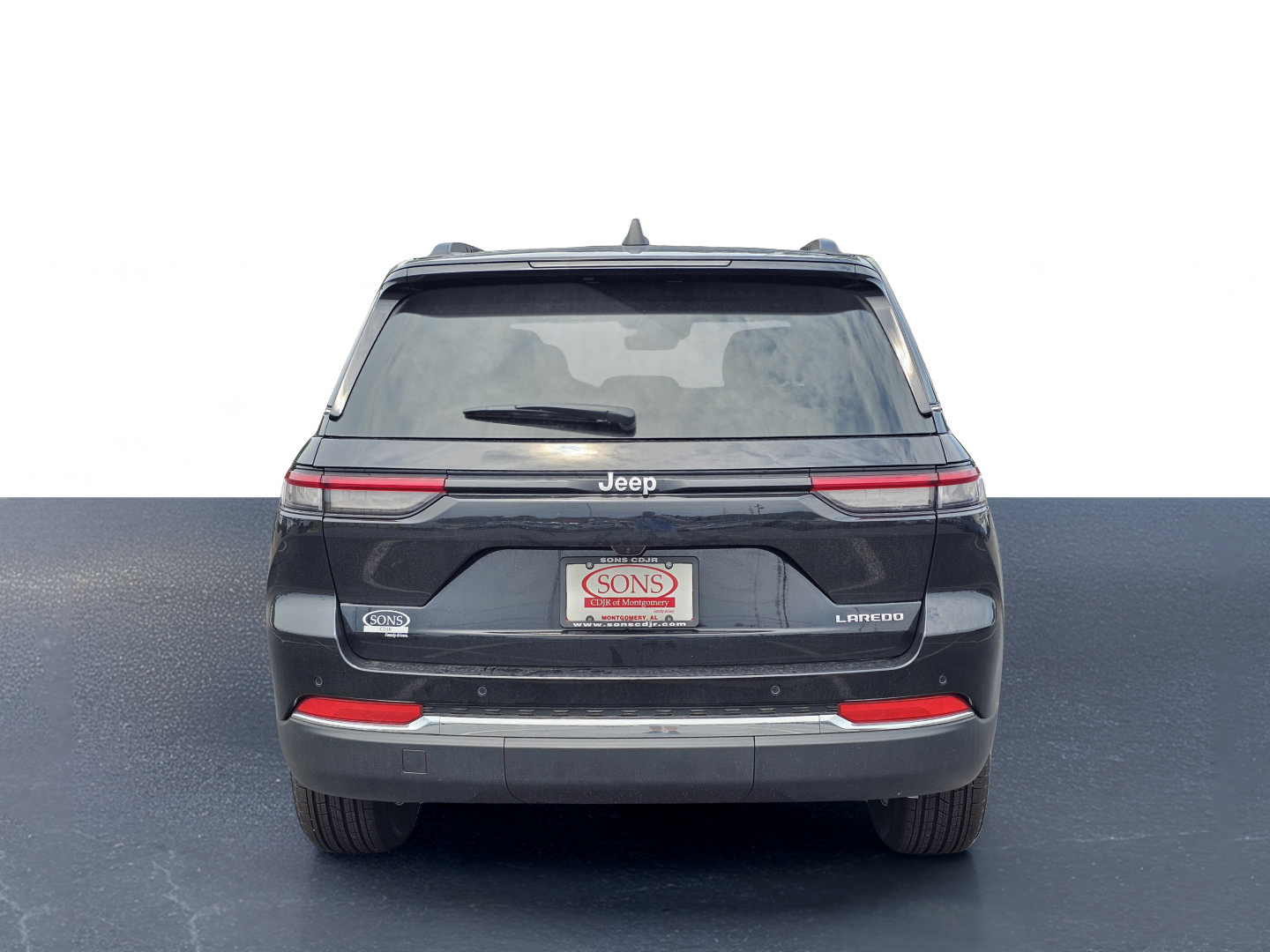 New 2026 Jeep Grand Cherokee Laredo X RWD image 11