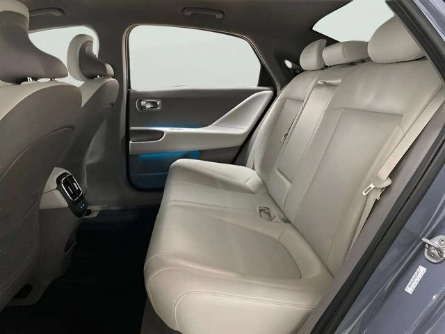 Used 2025 Hyundai Ioniq 6 SEL RWD image 68