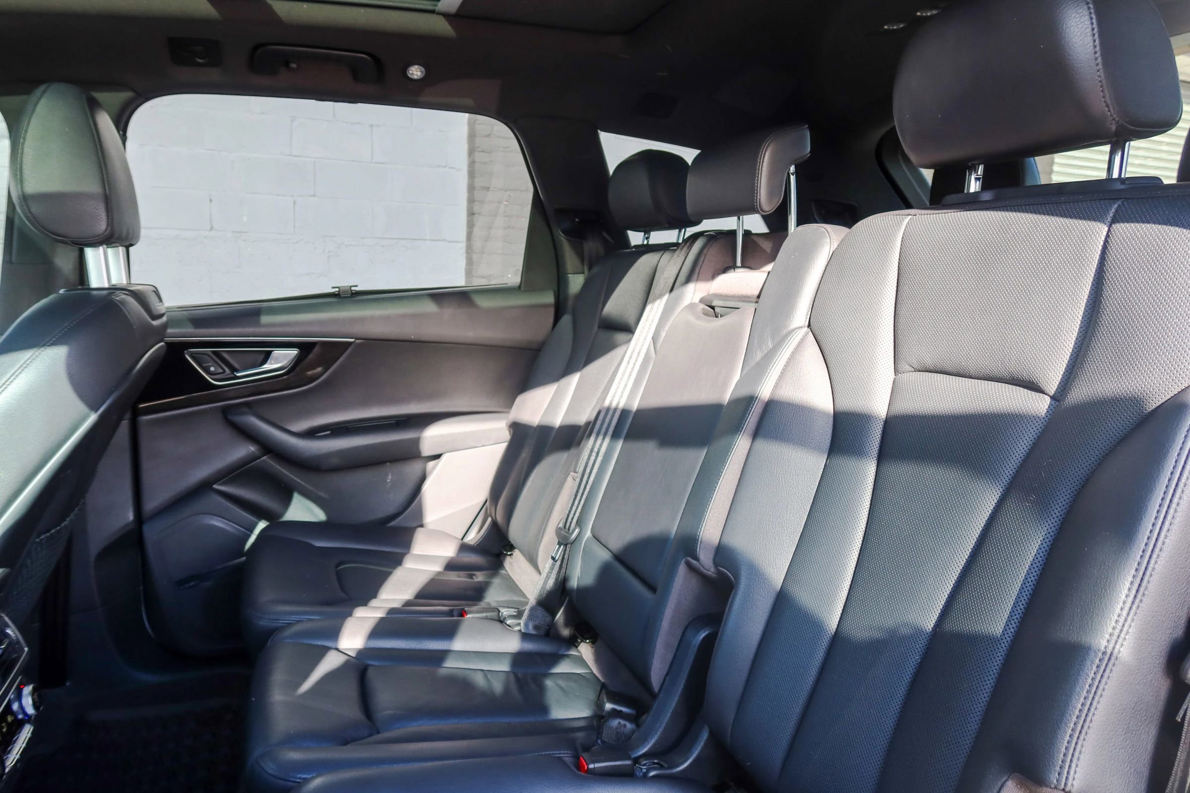 Used 2018 Audi Q7 3.0T Prestige w/ Prestige Package image 30