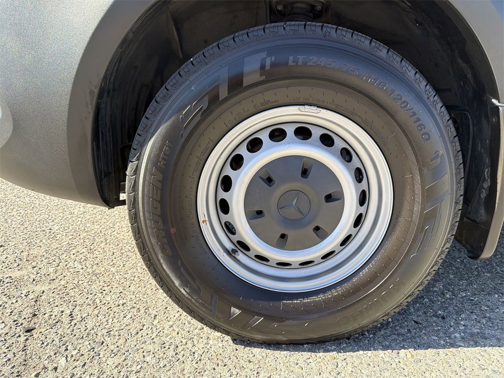 Used 2022 Mercedes-Benz Sprinter 2500 image 18