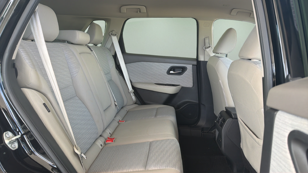 Certified 2023 Nissan Rogue SV AWD/4WD image 10