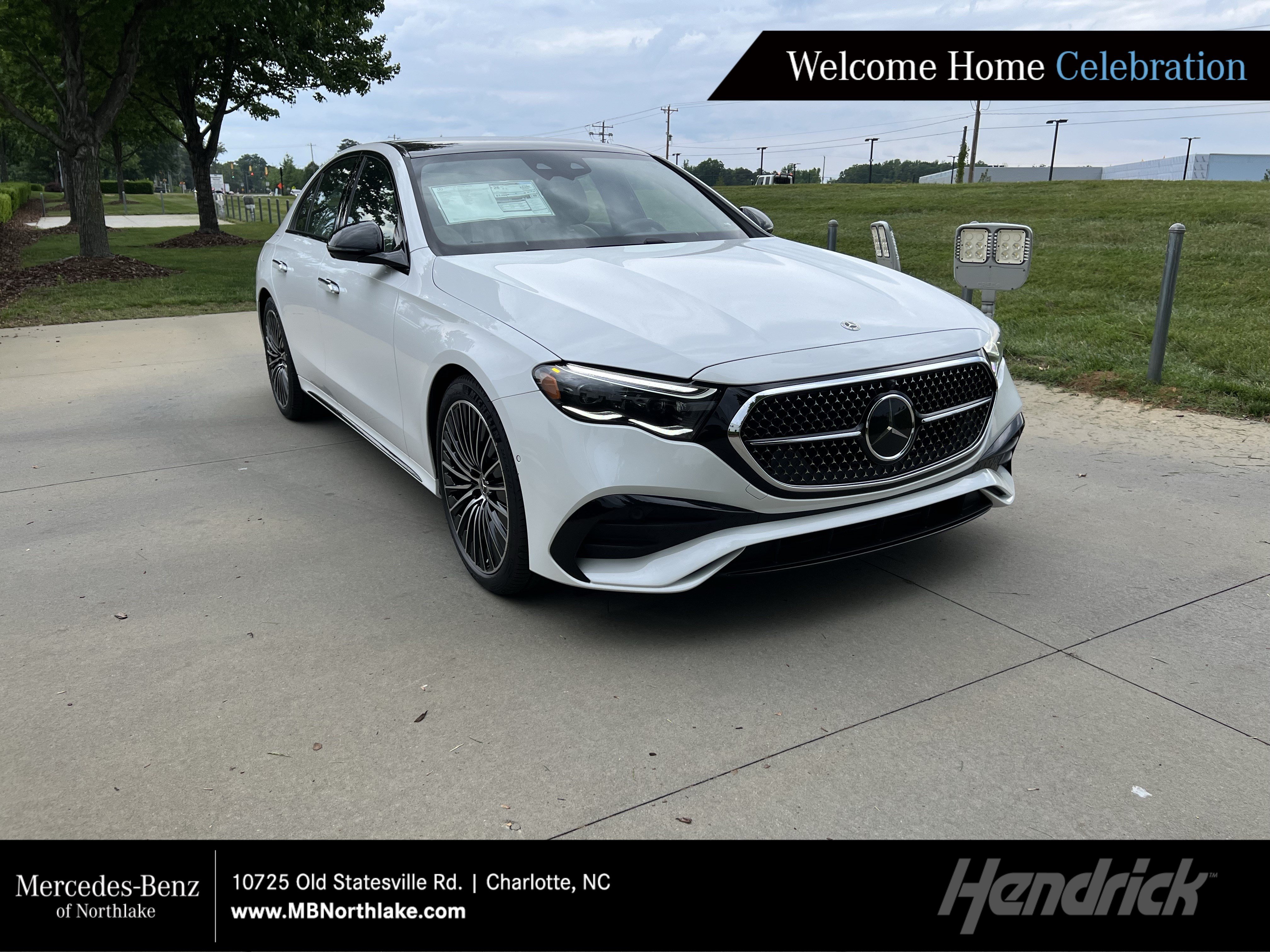 New 2026 Mercedes-Benz E 450 4MATIC Sedan image 1