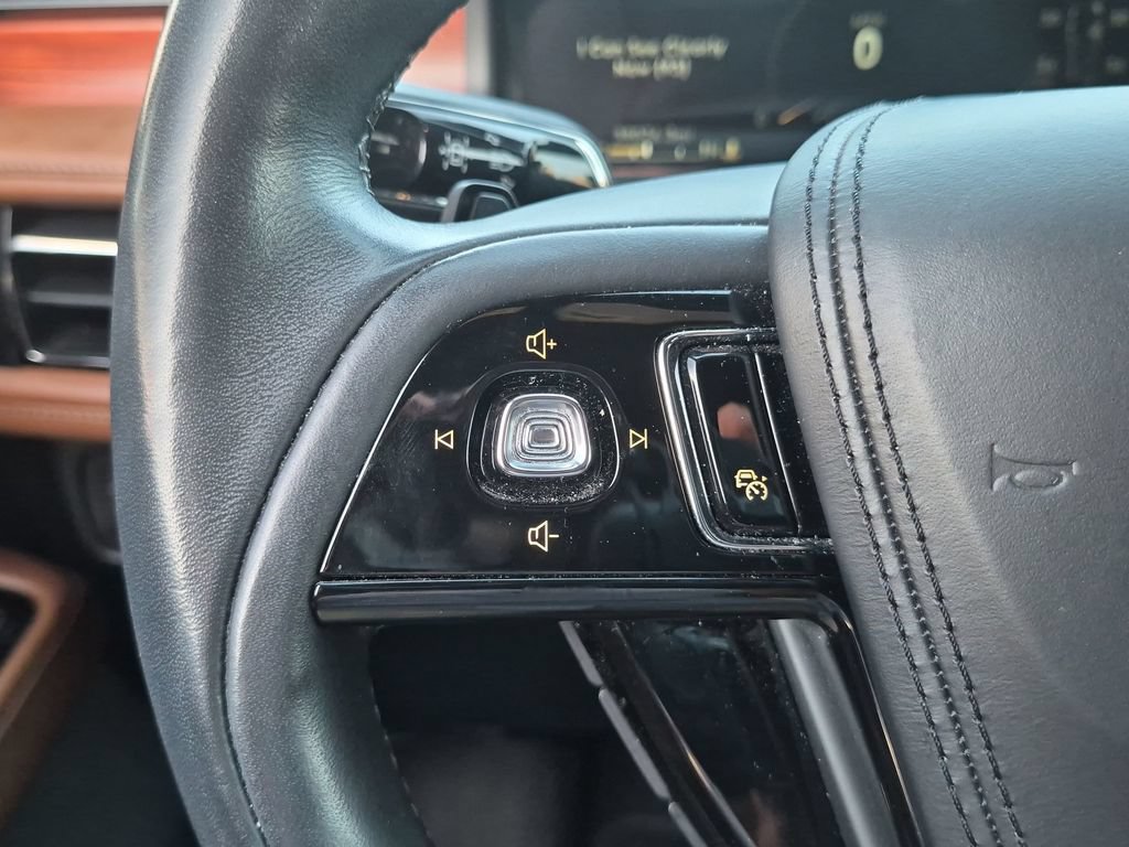 Used 2021 Lincoln Aviator Grand Touring w/ Elements Package Plus AWD/4WD image 21