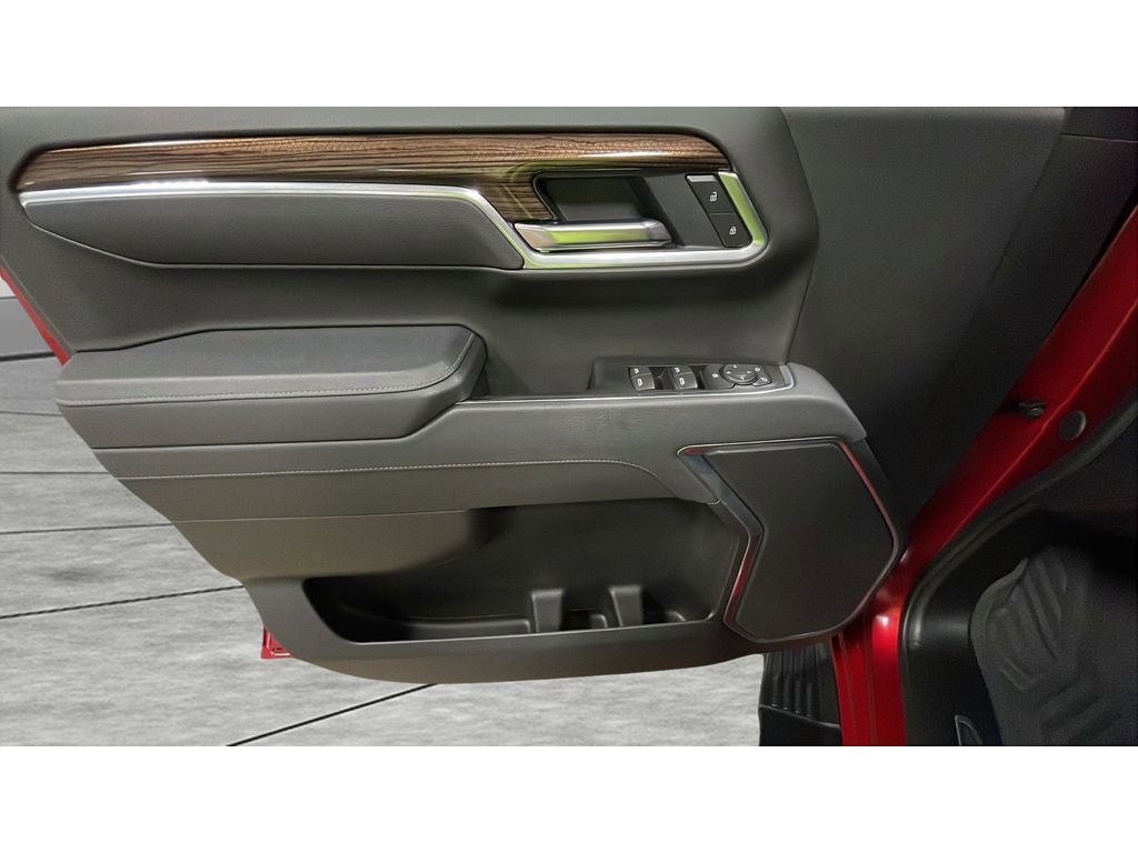 Used 2025 Chevrolet Silverado 1500 RST image 9