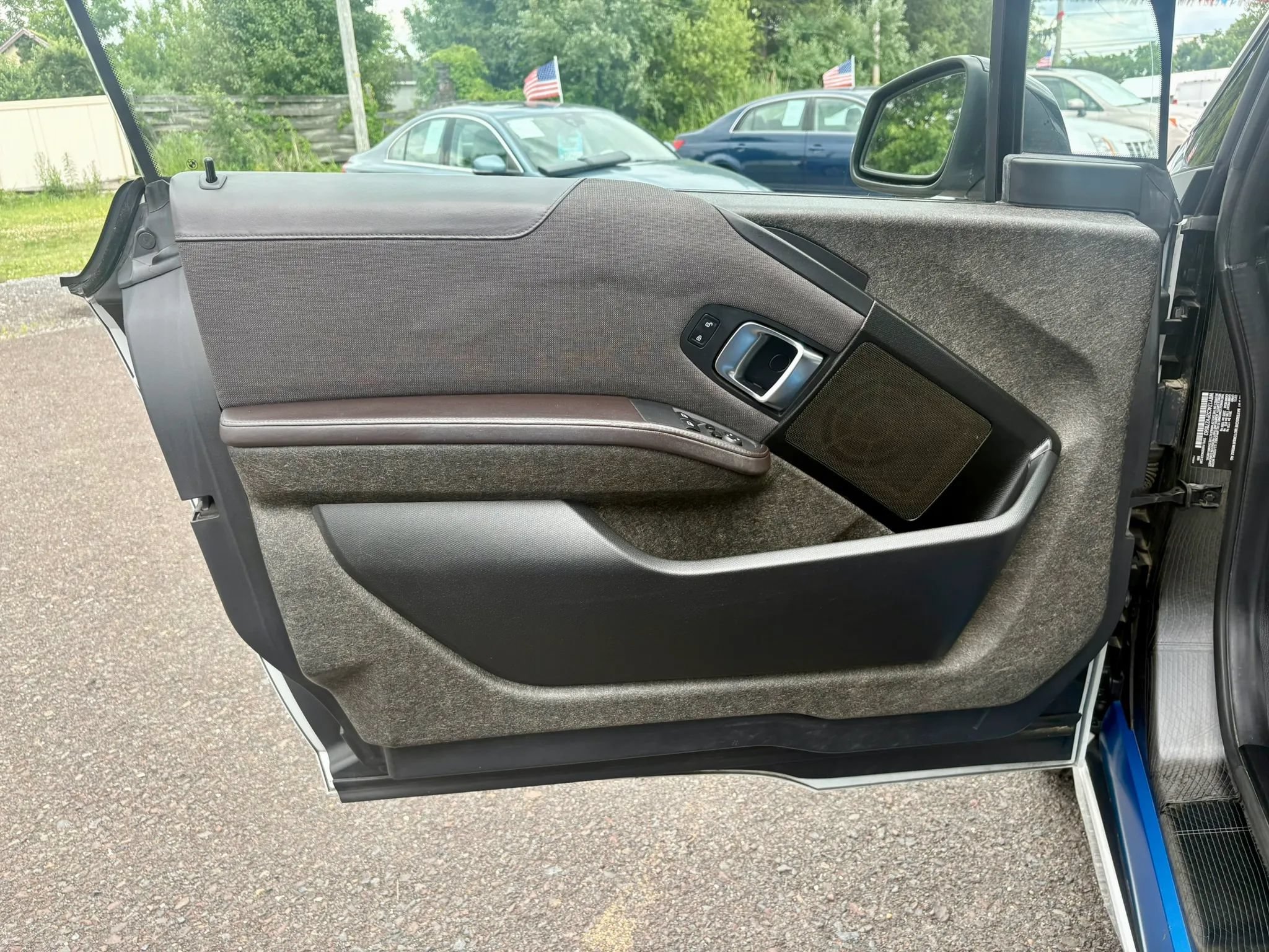 Used 2015 BMW i3 w/ Range Extender RWD image 11