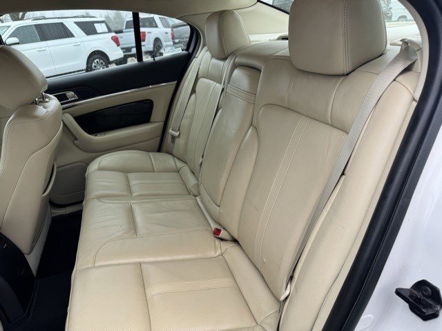 Used 2014 Lincoln MKS AWD w/ Equipment Group 101A image 30