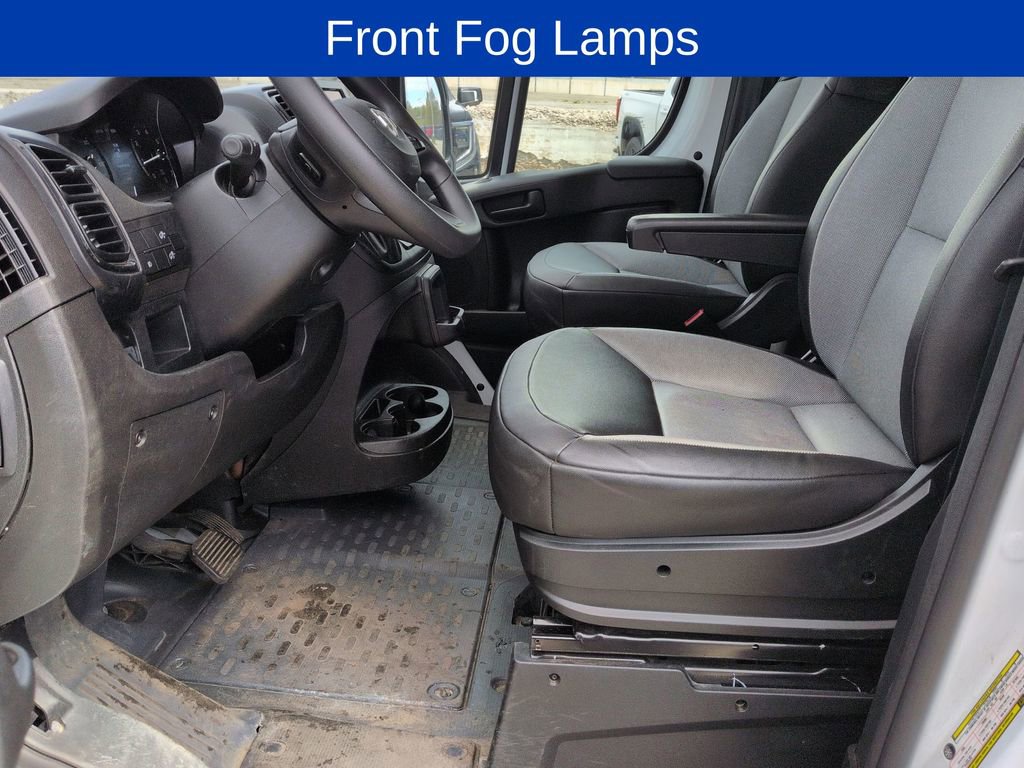 Used 2025 RAM ProMaster 2500 w/ Convenience Group FWD image 9