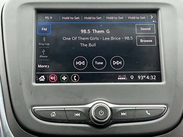 Used 2021 Chevrolet Equinox LS FWD image 22