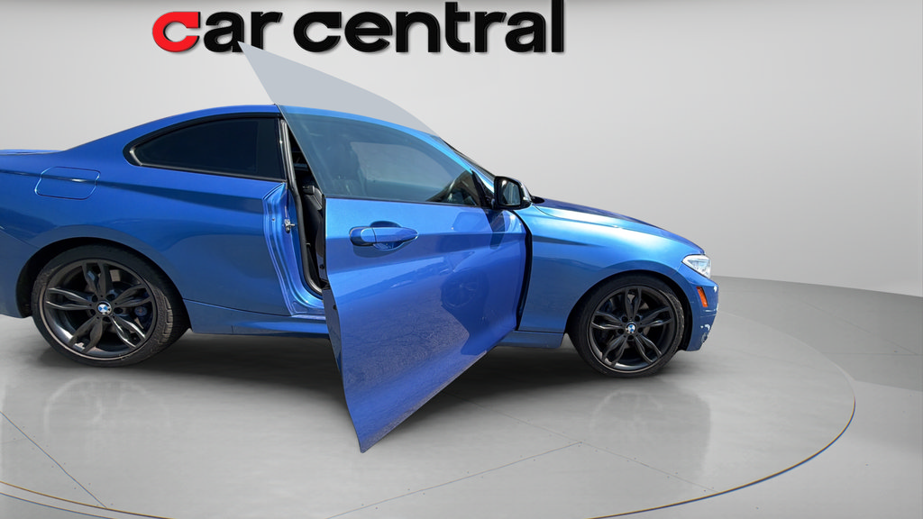 Used 2016 BMW M235i xDrive Coupe AWD/4WD image 9