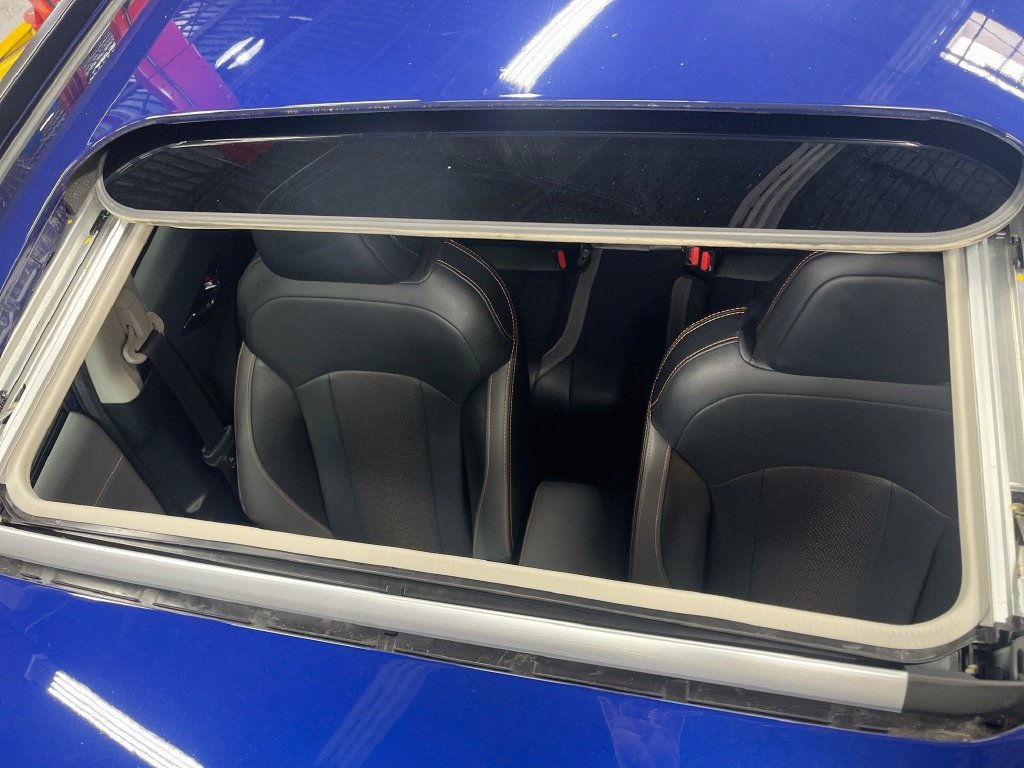 Used 2025 Subaru Crosstrek 2.5i Limited AWD/4WD image 23