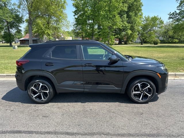 Used 2023 Chevrolet TrailBlazer RS w/ Convenience Package AWD/4WD image 29