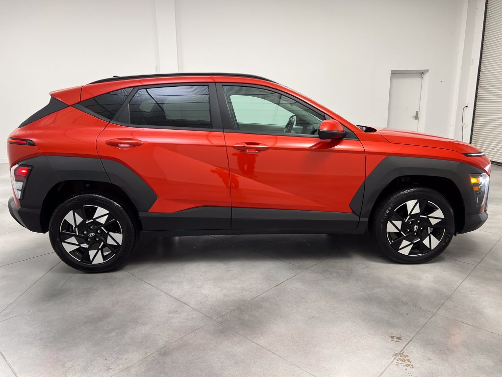 Used 2024 Hyundai Kona SEL AWD/4WD image 10