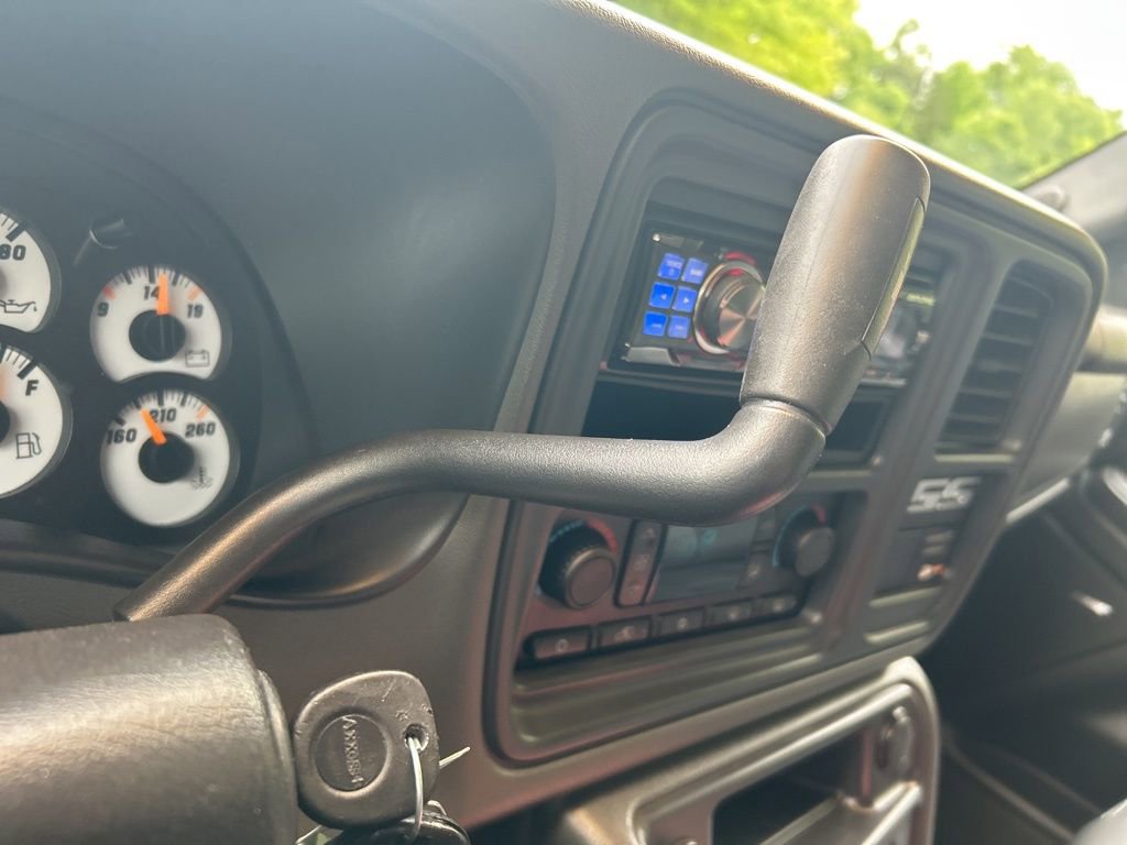 Used 2003 Chevrolet Silverado 1500 SS AWD/4WD image 11