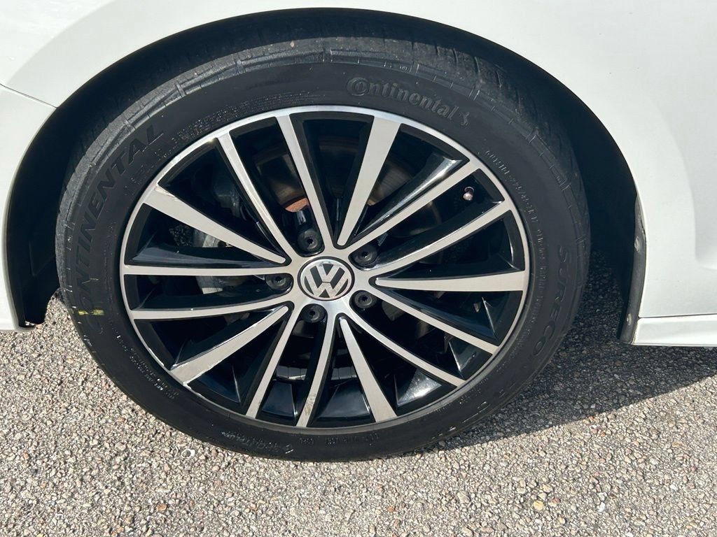 Used 2016 Volkswagen Jetta Sport FWD image 14