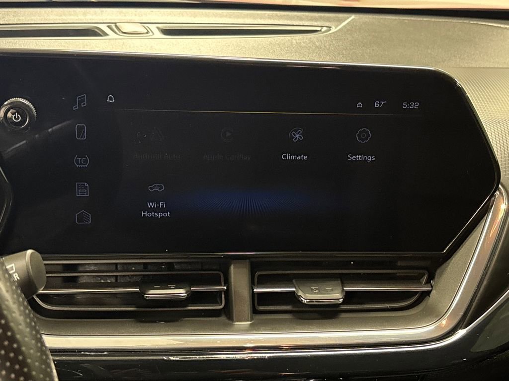 Certified 2025 Chevrolet Trax RS w/ Driver Confidence Package image 33