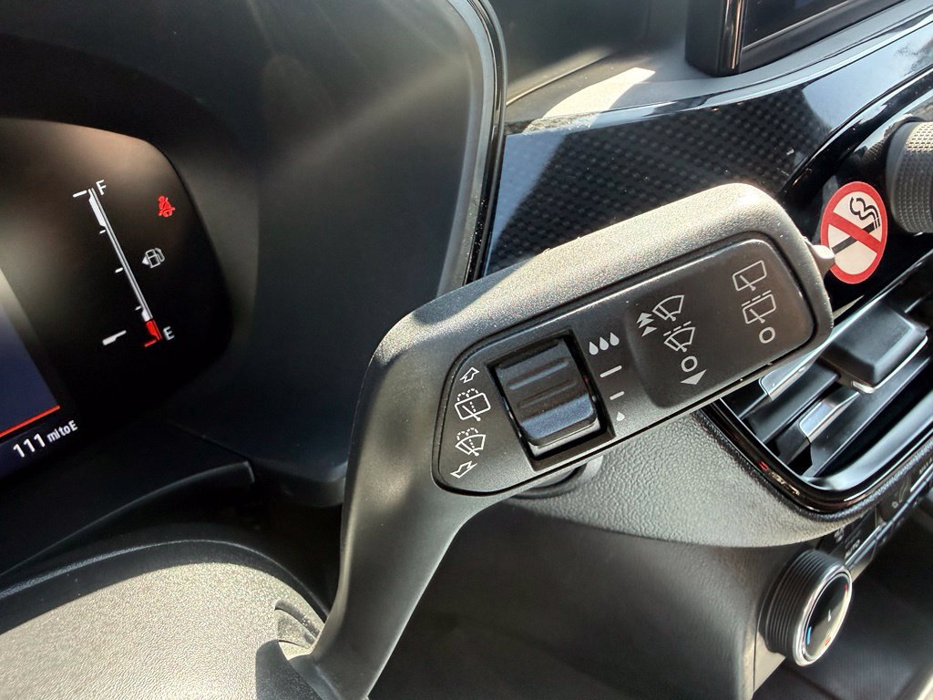 Used 2025 Ford Escape ST-Line Select AWD/4WD image 25