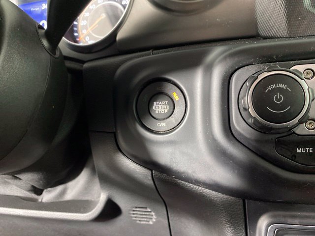Used 2021 Jeep Gladiator Sport AWD/4WD image 27