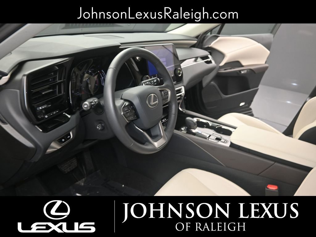 Used 2024 Lexus RX 350 FWD w/ Technology Package image 13
