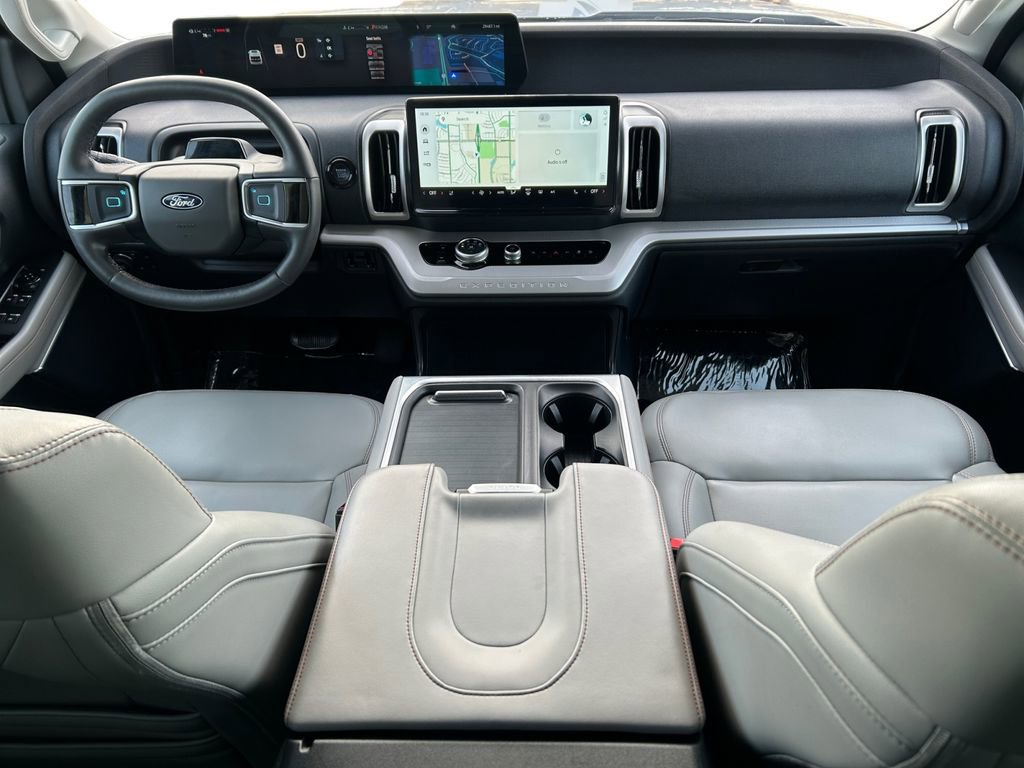 Used 2025 Ford Expedition Max Active image 12