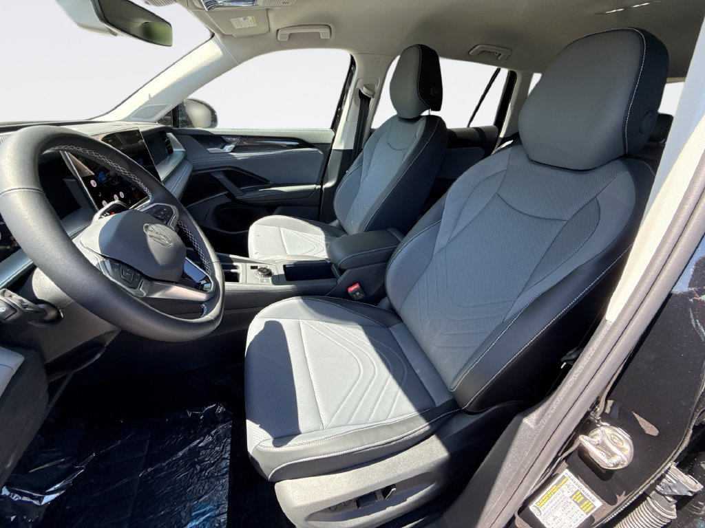 New 2026 Volkswagen Tiguan SE R-Line AWD/4WD image 13