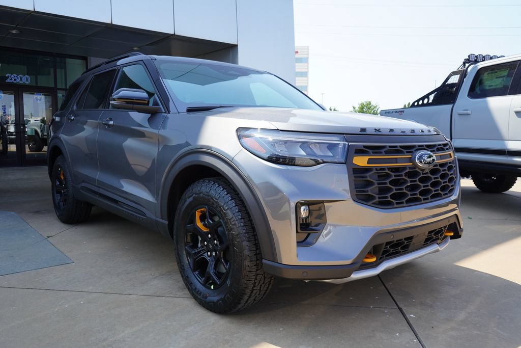 New 2026 Ford Explorer Tremor AWD/4WD image 2