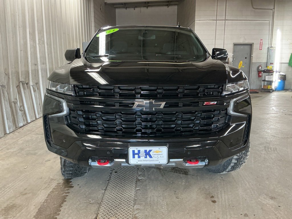 Used 2024 Chevrolet Suburban Z71 w/ Max Trailering Package image 2