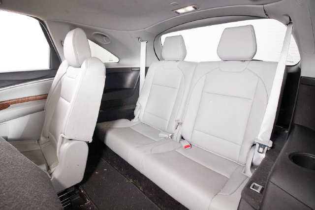 Used 2020 Acura MDX w/ Technology Package AWD/4WD image 25