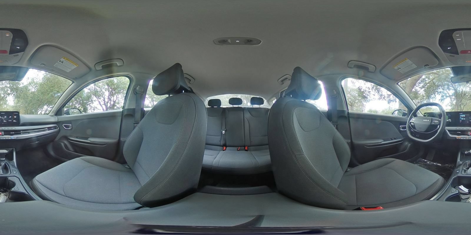 Used 2025 Kia K4 FWD image 40