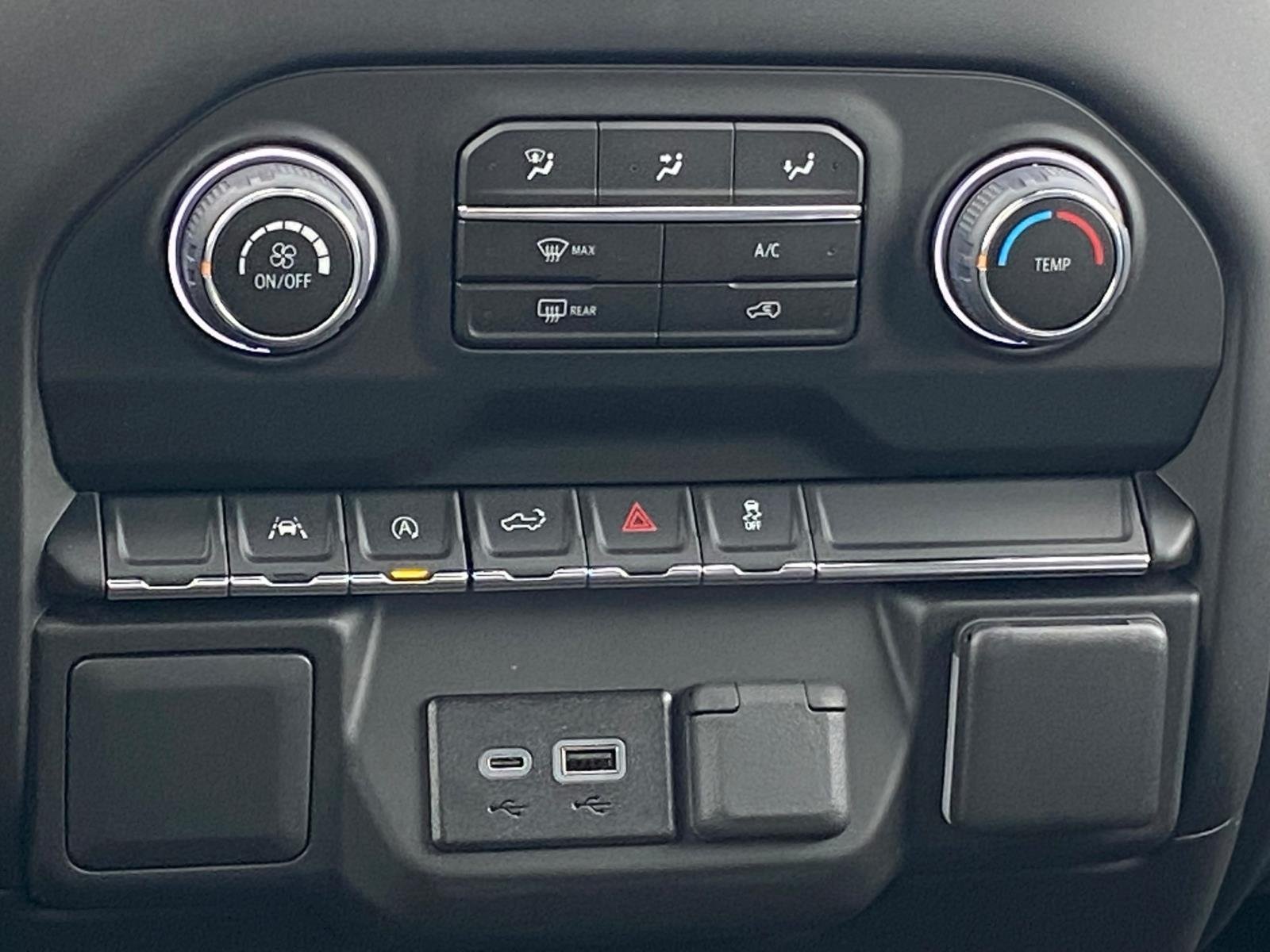 New 2026 Chevrolet Silverado 1500 Custom w/ Turbomax Blackout Package AWD/4WD image 13